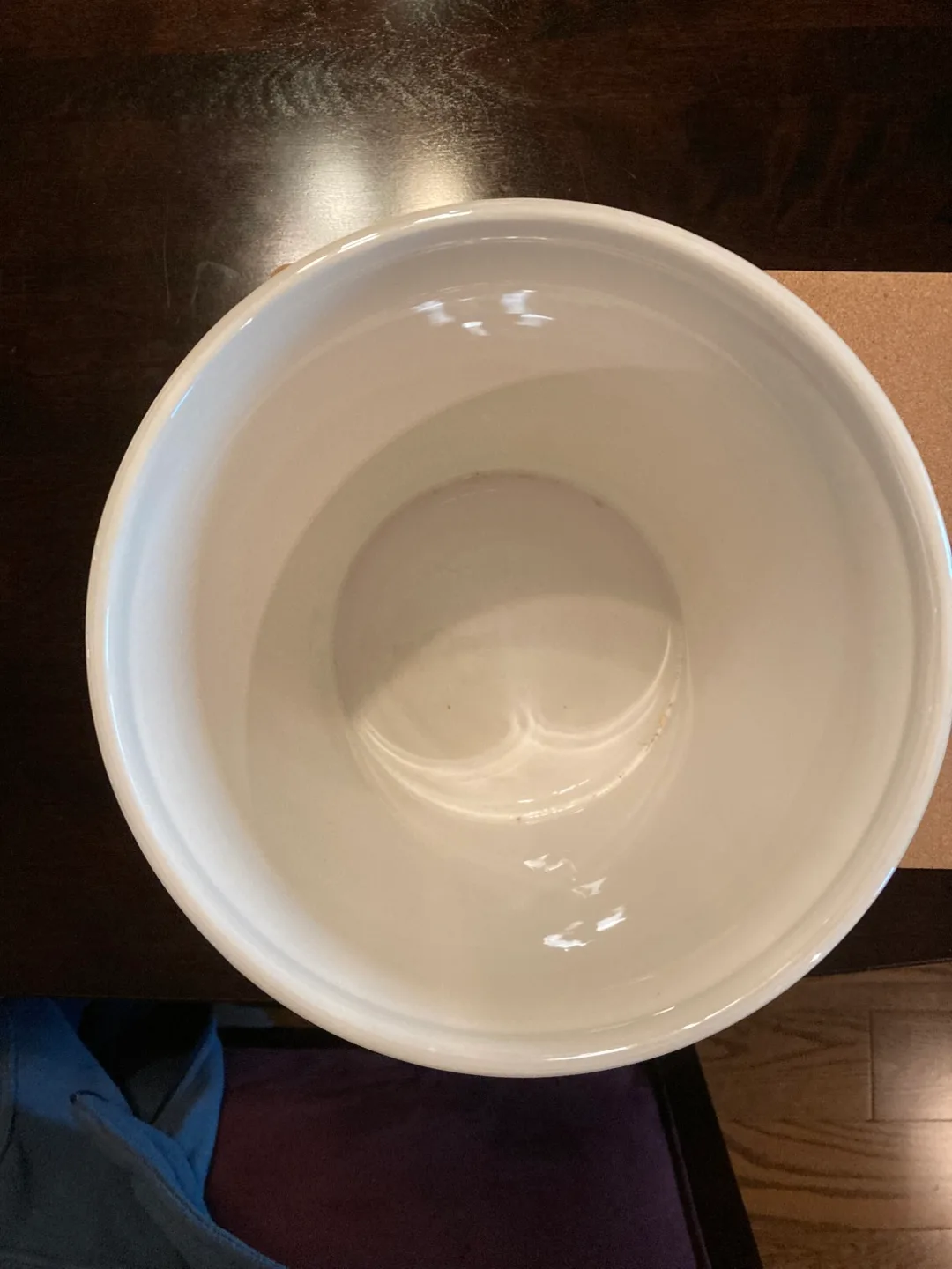 Ivory/Beige Bathroom Accessories Set image indicator(3)