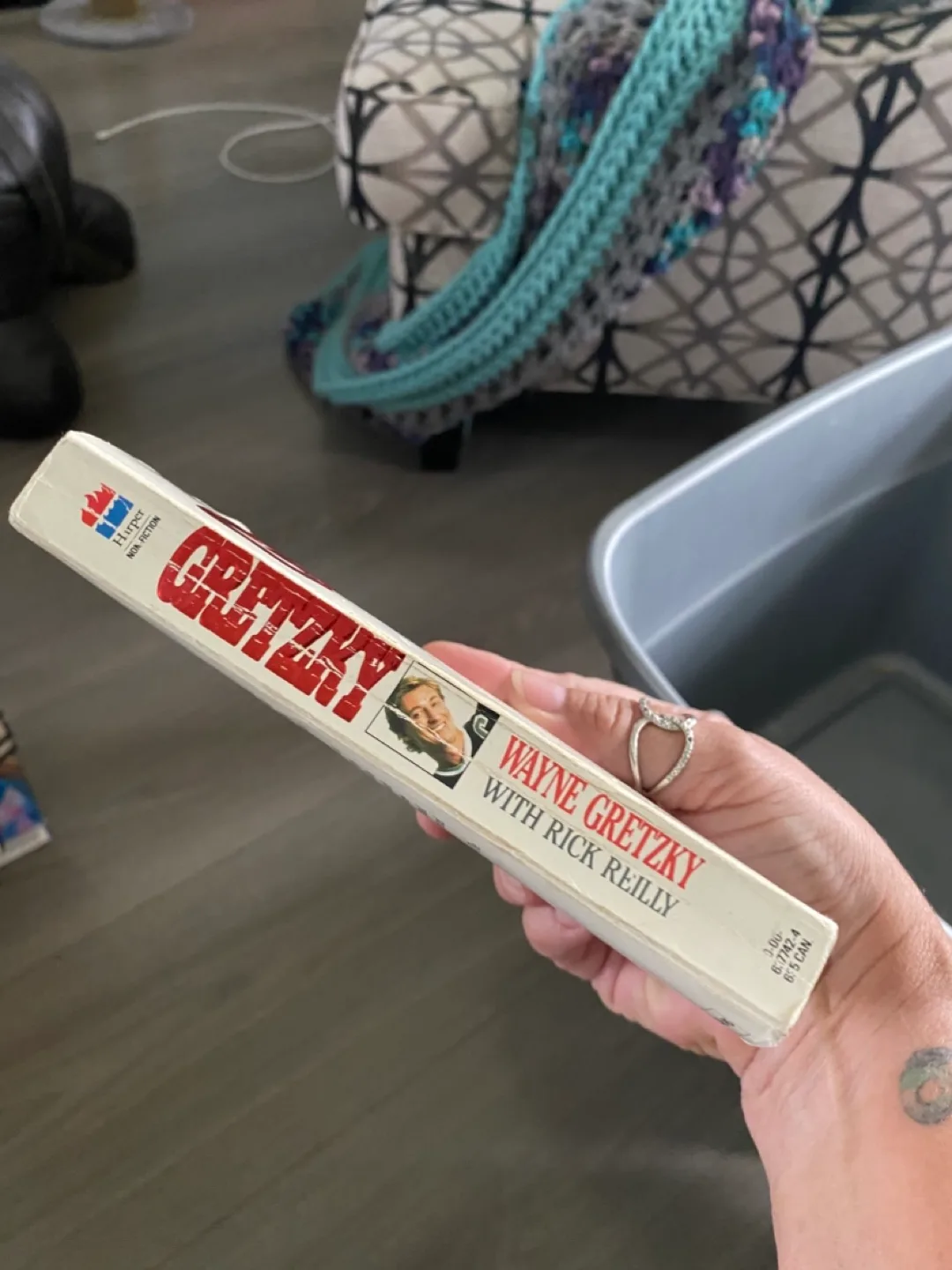 Gretzky: An Autobiography by Wayne Gretzky image indicator(4)