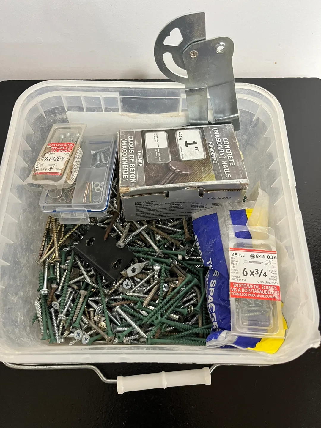 Miscellaneous Screws and Nails thumbnail