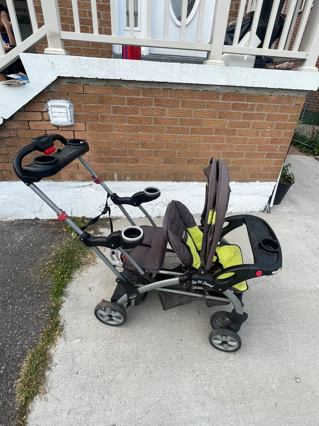 Baby trend Sit 'N Stand Double Stroller thumbnail