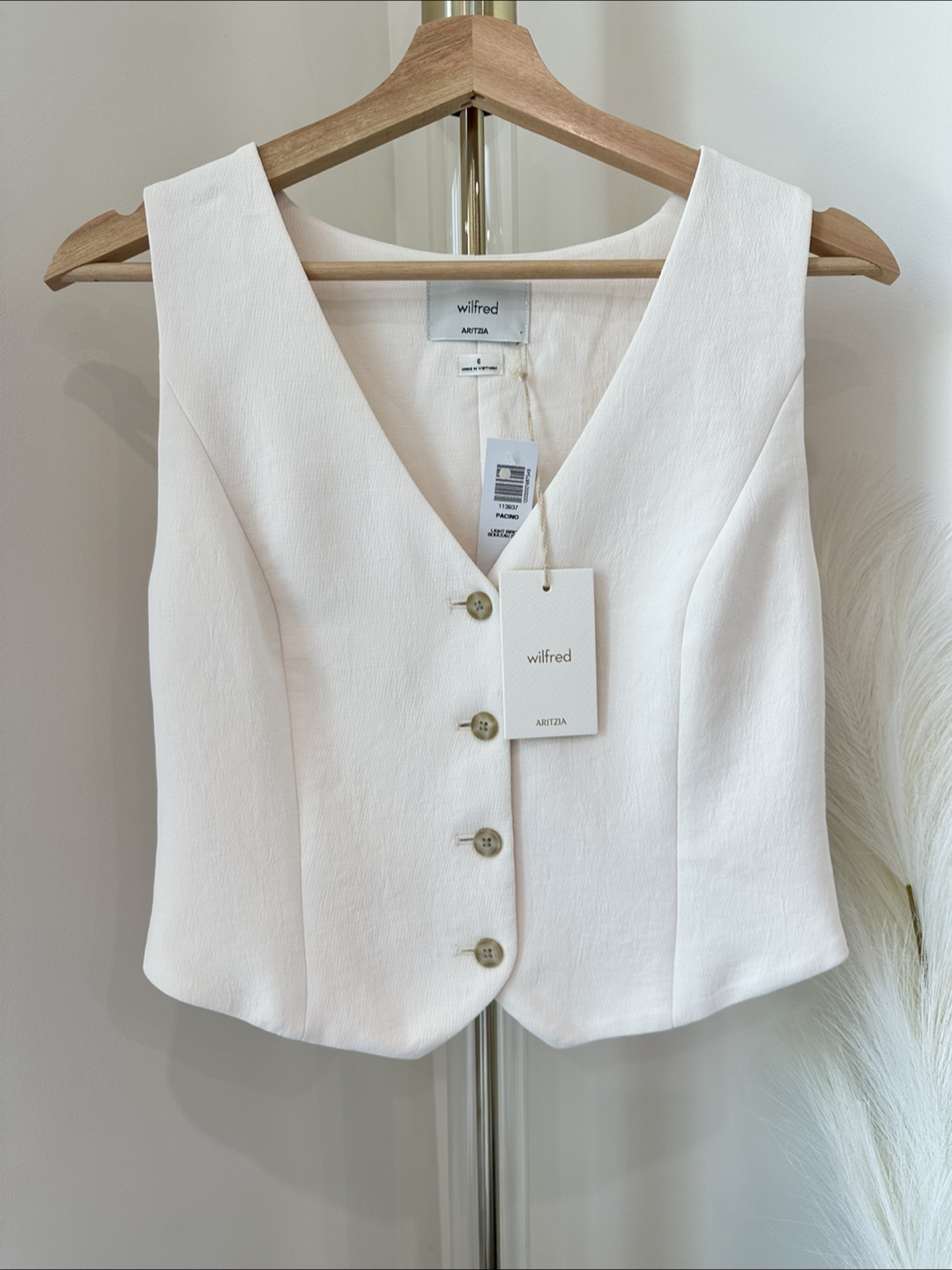 Aritzia Pacino Vests Size 6 NWT - photo 5