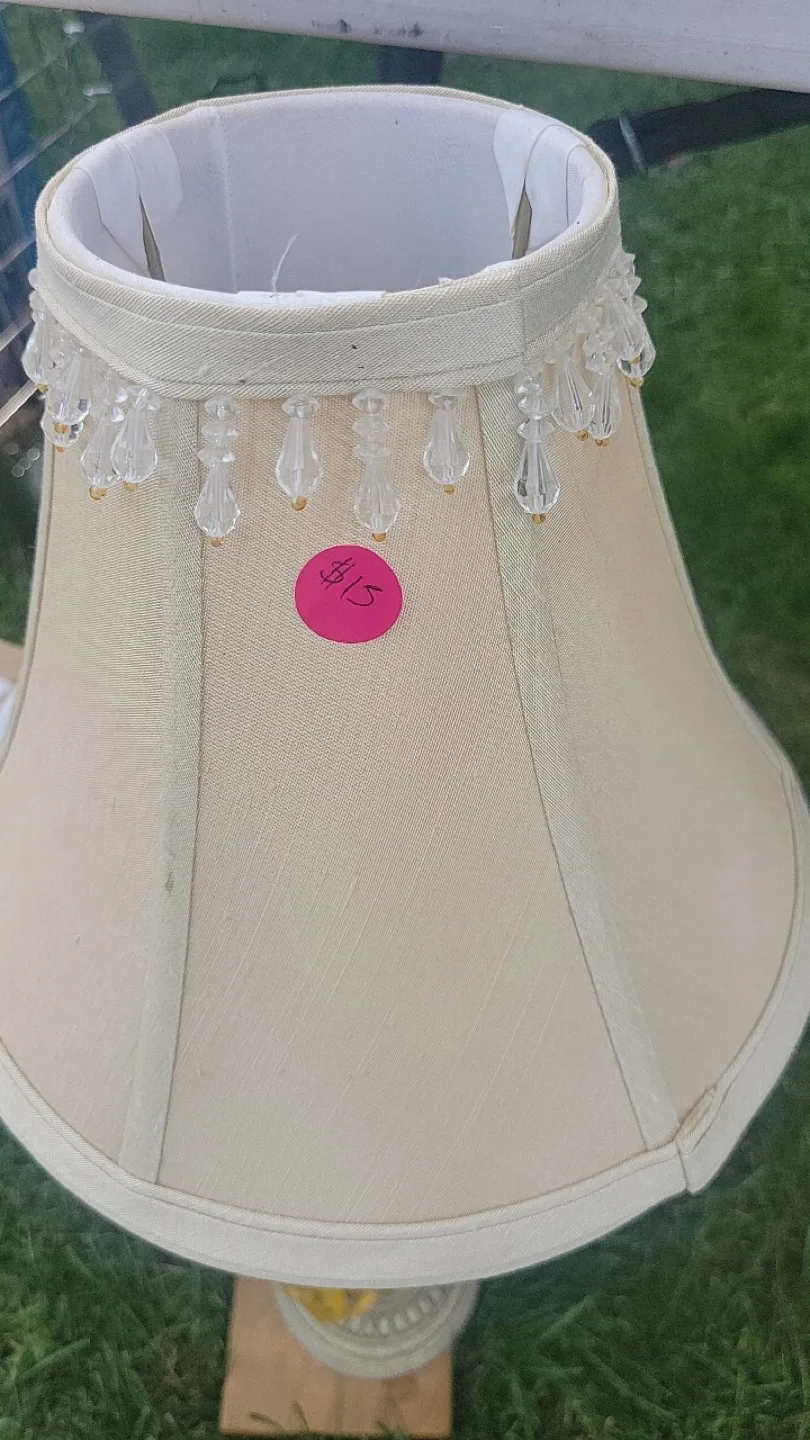 Small Accent Table Lamp image indicator(3)