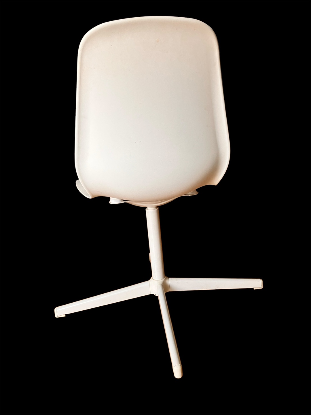 White Swivel Chair - photo 3
