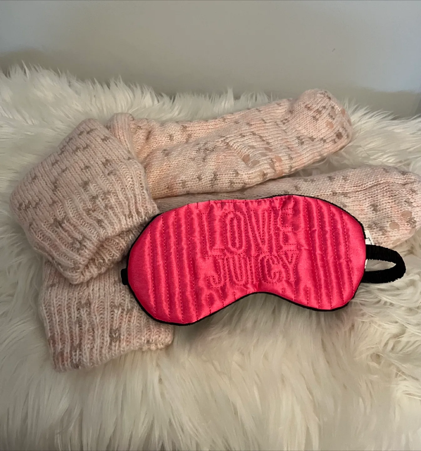 Juicy Couture Sleep Mask + Reading Socks image indicator(3)