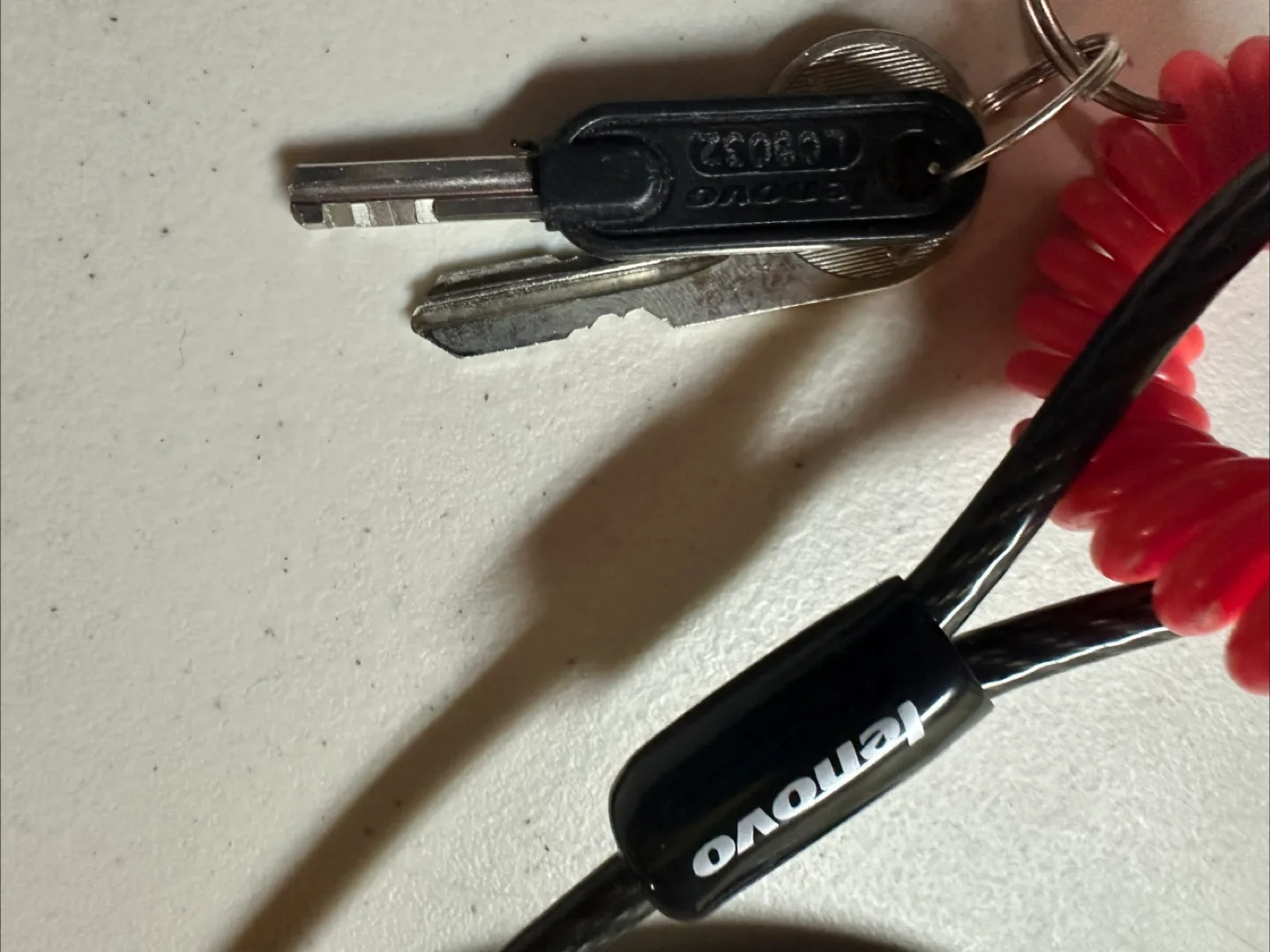 Lenovo Laptop Lock with Keys image indicator(2)