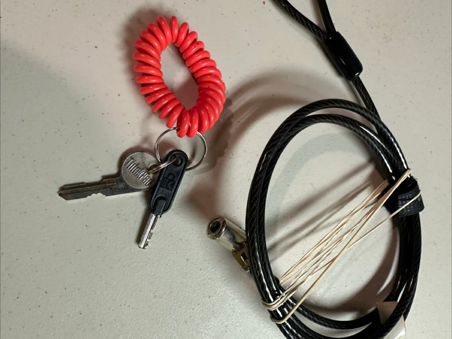 Lenovo Laptop Lock with Keys image indicator(3)