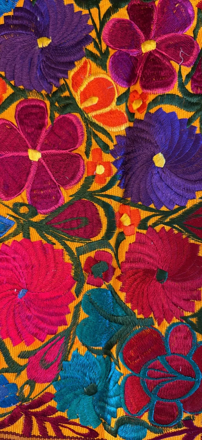 Oaxacan hand made table runner image indicator(2)