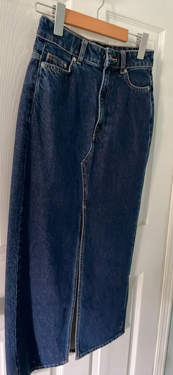 H&M Denim Skirt - Size US 2 thumbnail