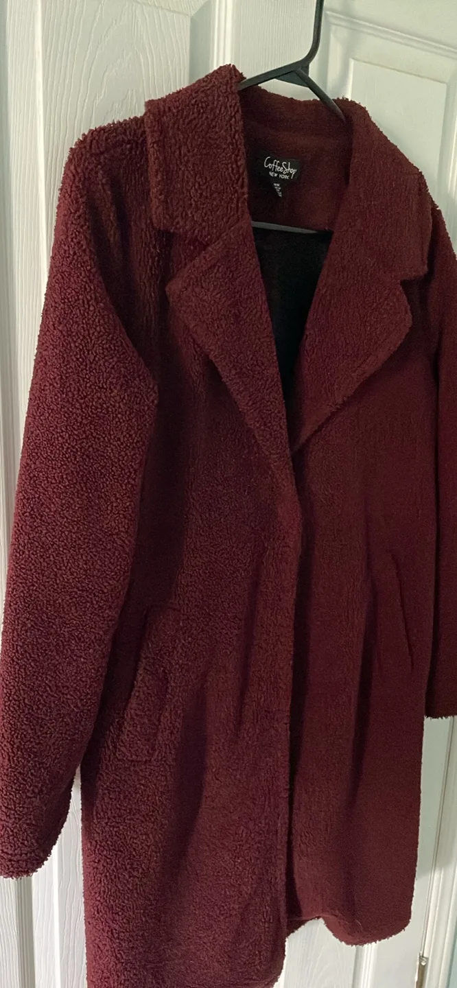 CoffeeShop New York Burgundy Sherpa Coat - Size M thumbnail