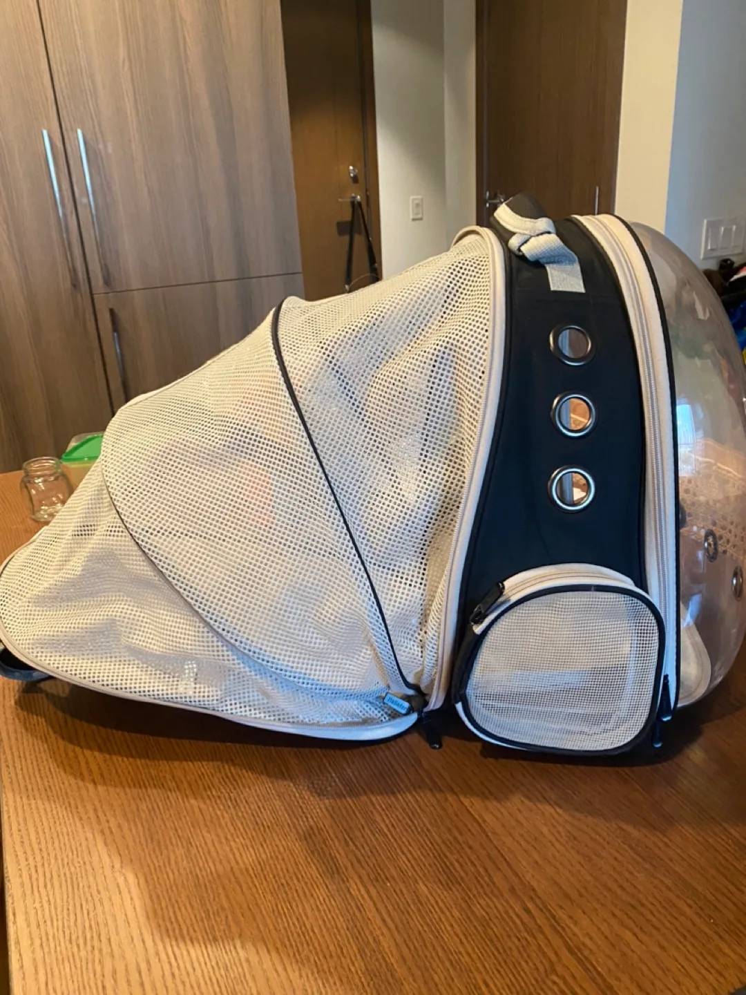 Pet Carrier Backpack image indicator(3)