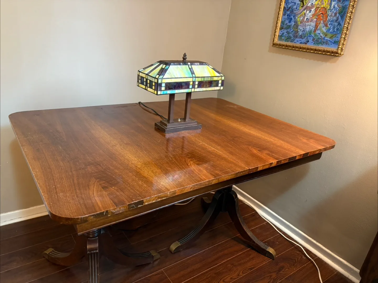 Solid Wood Dining room table (4 chairs included!) image indicator(4)