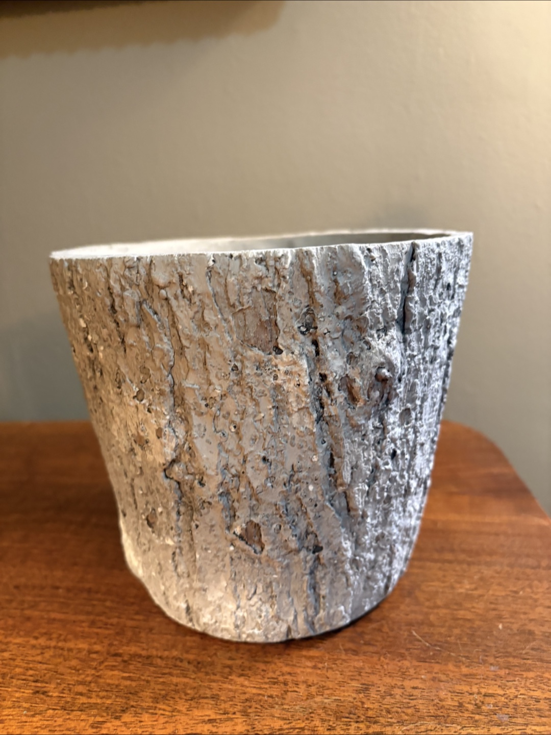 Tree Bark Textured Planter - photo 2