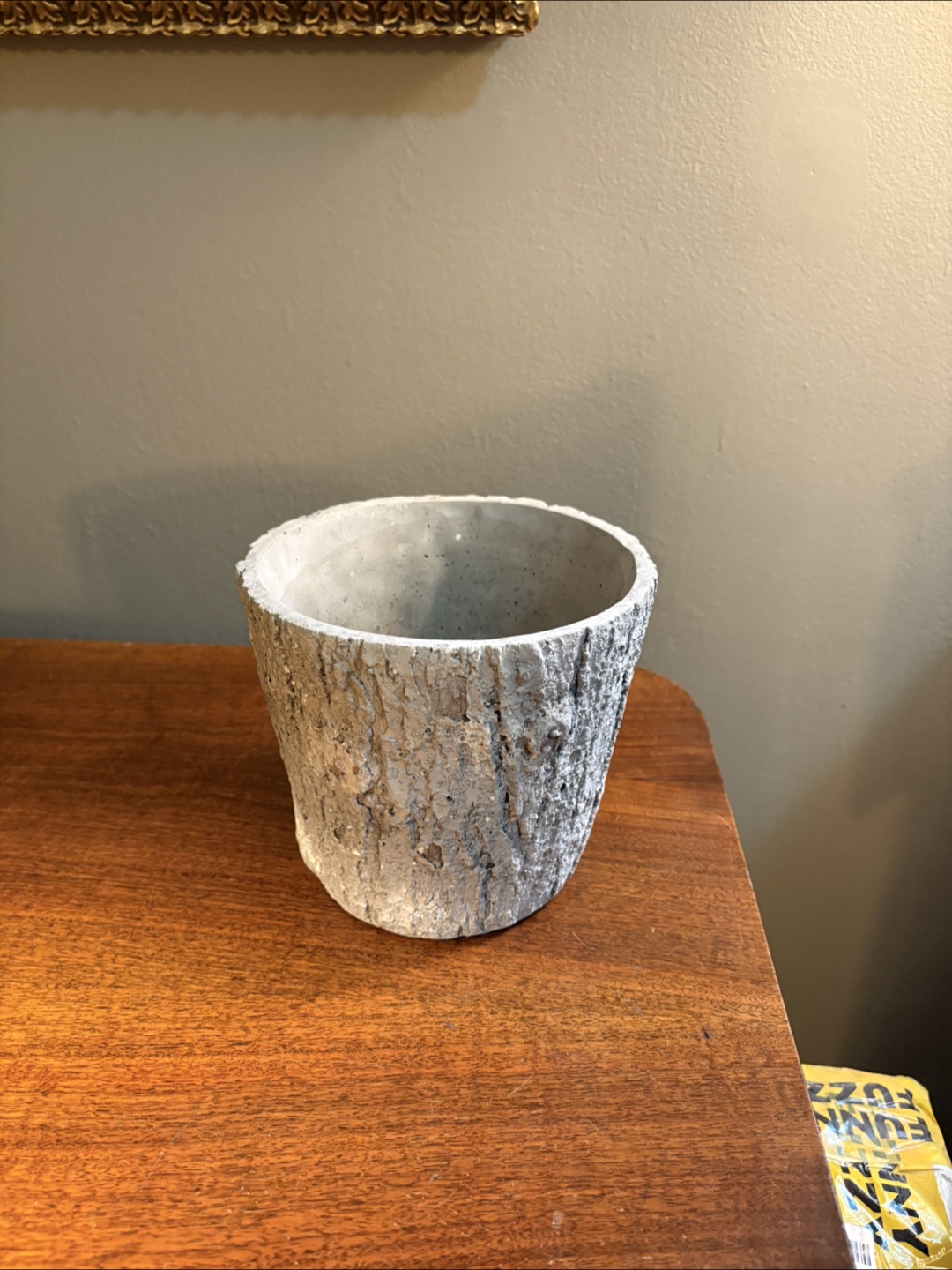 Tree Bark Textured Planter - photo 3