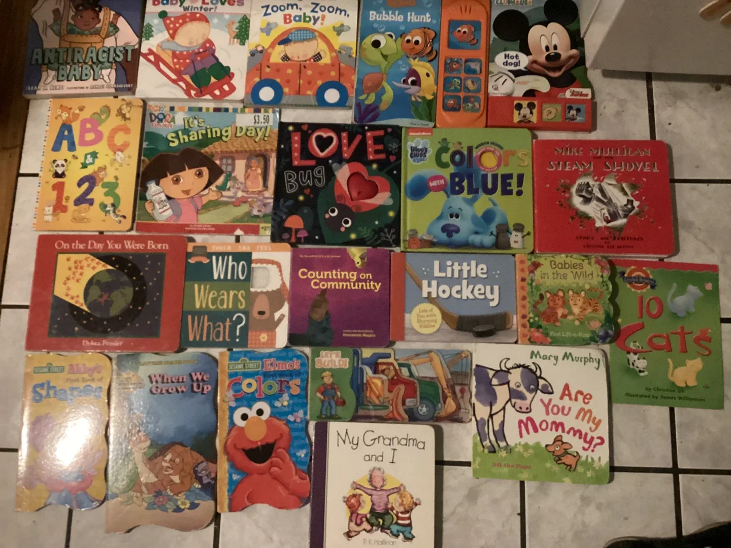 22 Kids' Books Lot - Dora, Elmo, Blue's Clues & More! thumbnail