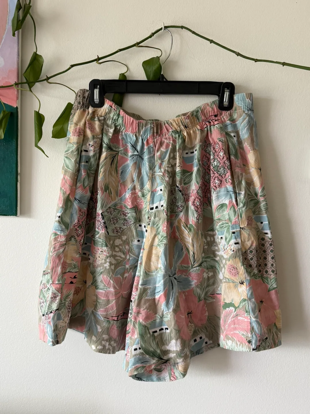 Vintage Shorts - L-XL thumbnail
