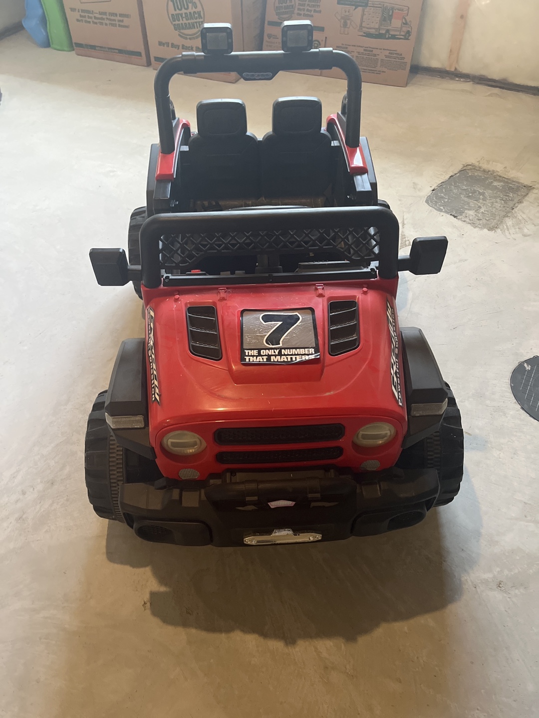 Voltz Toys Ride-On Jeep - Red