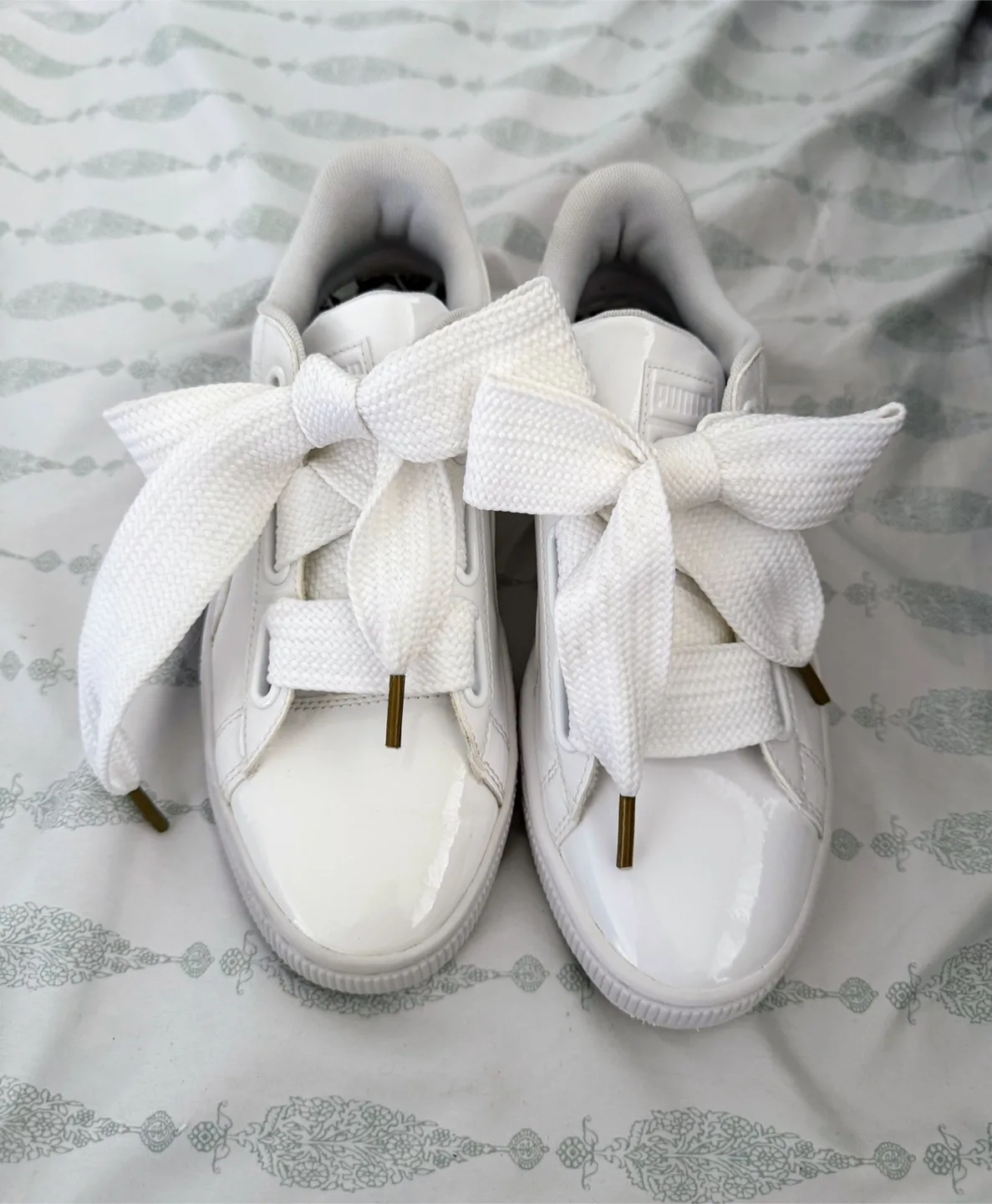 Puma Basket Bow Women's White Shoes - Size 8 thumbnail