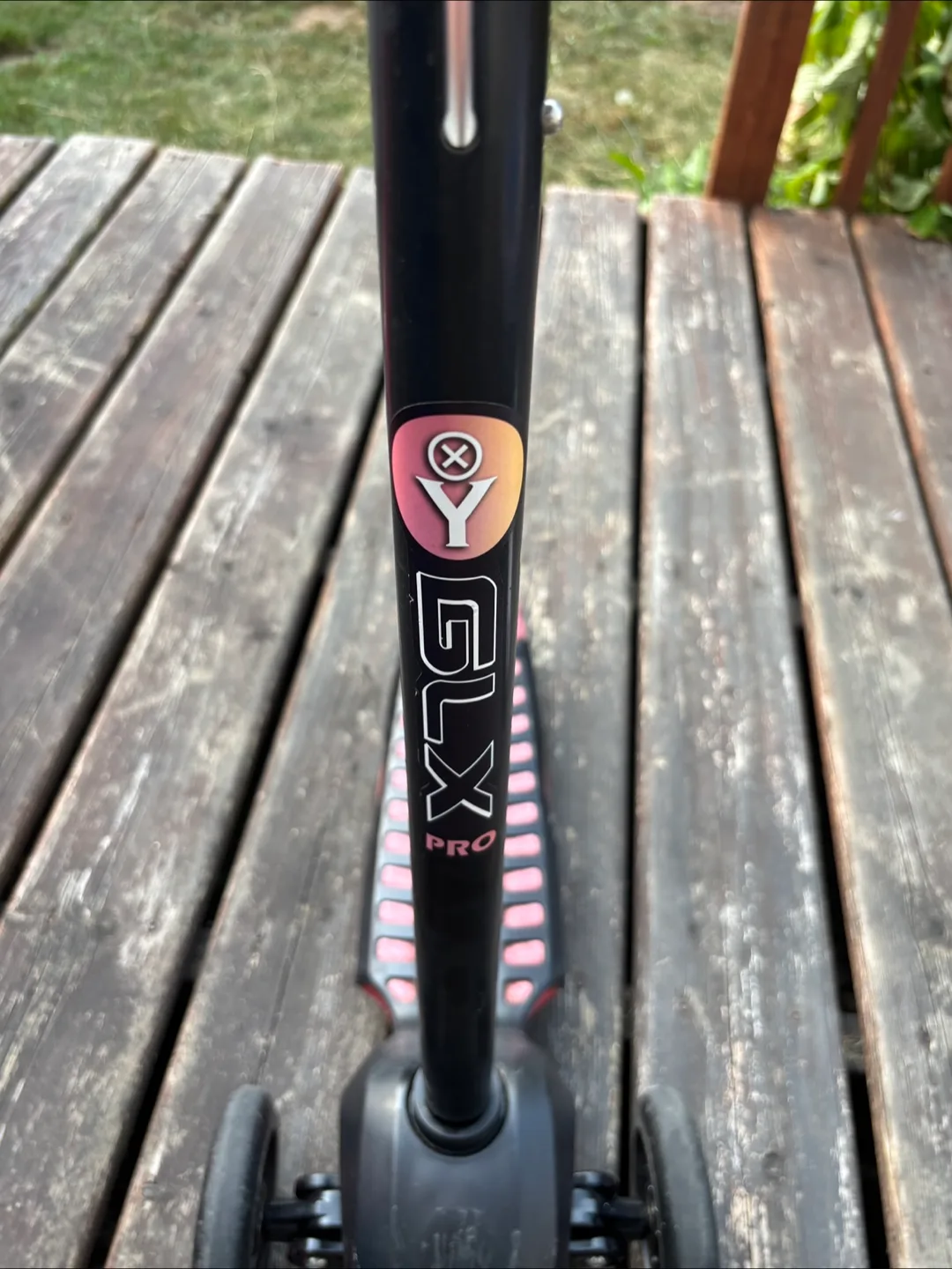 YBIKE GLX Pro Scooter - Black & Pink image indicator(5)