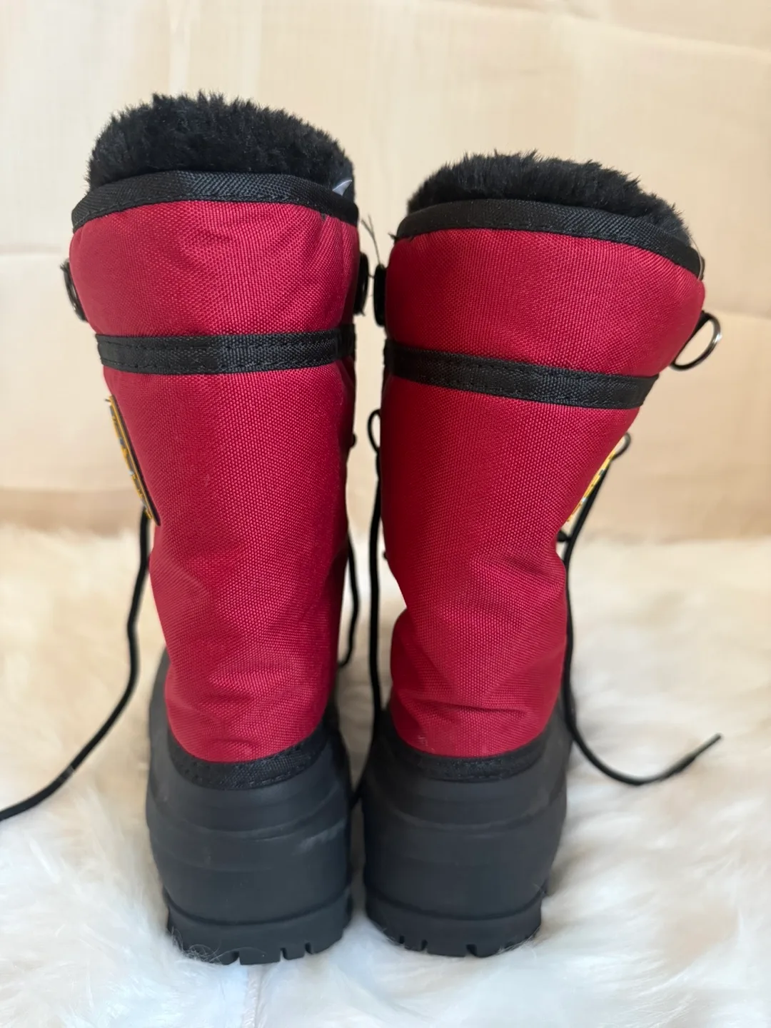 Canadiana Winter Lined Boots - Red & Black image indicator(3)