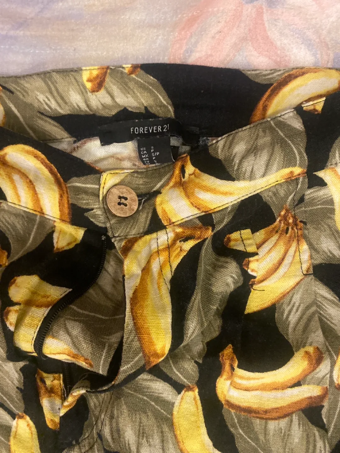 Forever 21 Banana Print Skirt - Size S image indicator(2)