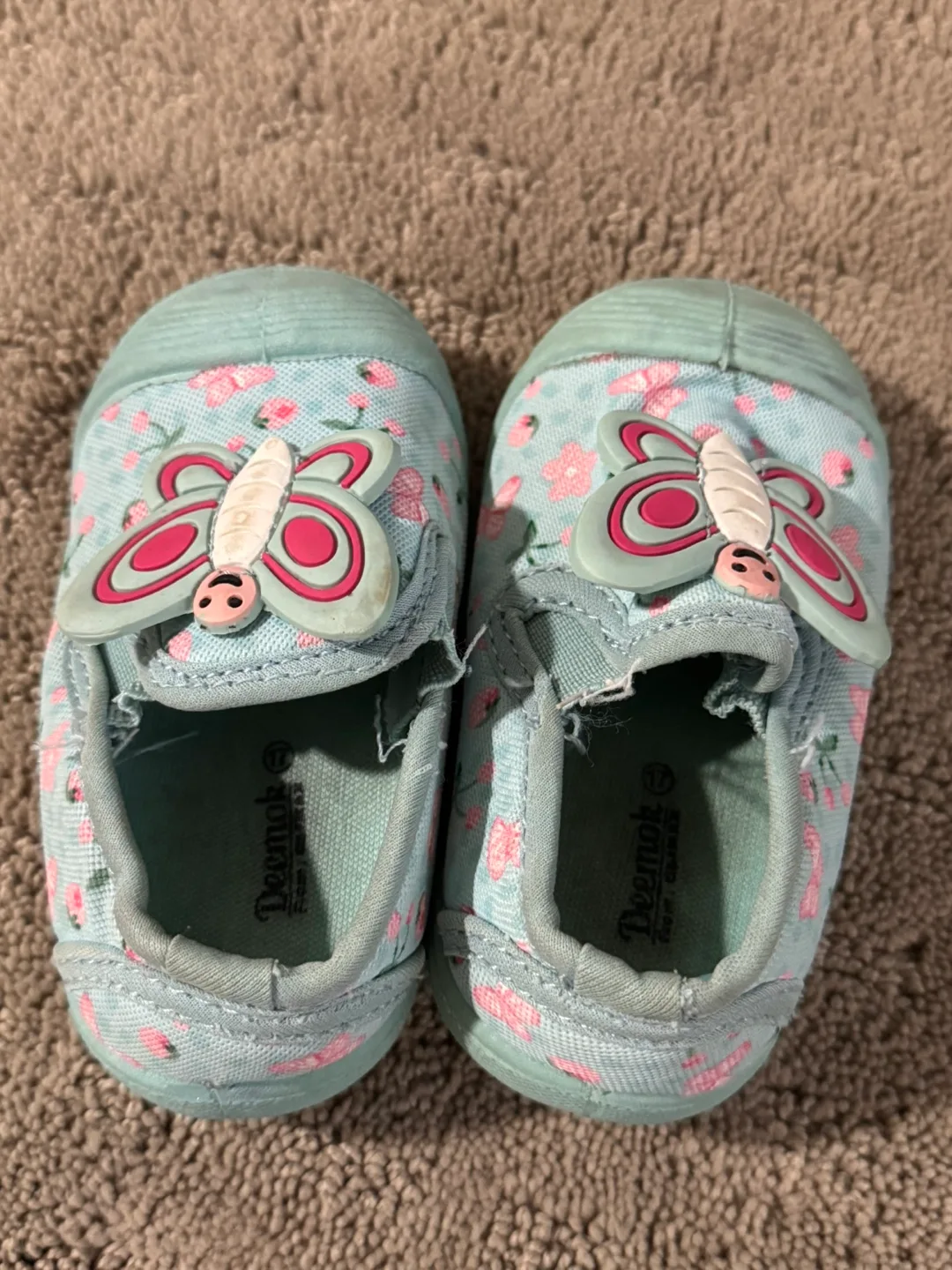 Deemok Baby Shoes with Butterfly Design thumbnail