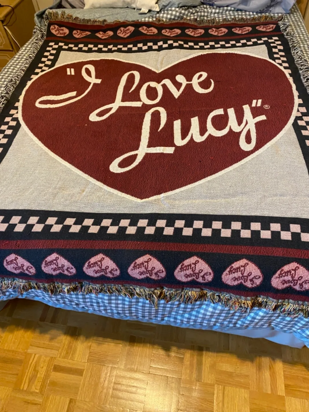 "I Love Lucy" Throw Blanket thumbnail