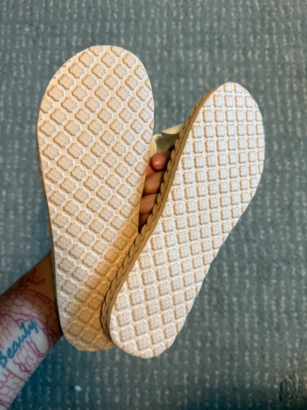 Planare Women's Beach Sandals - Size 6.5 image indicator(7)