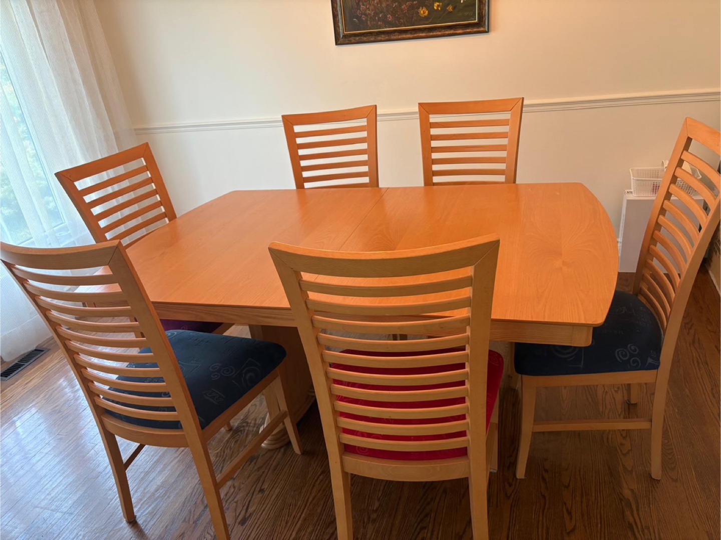 Dining Table with 6 Chairs