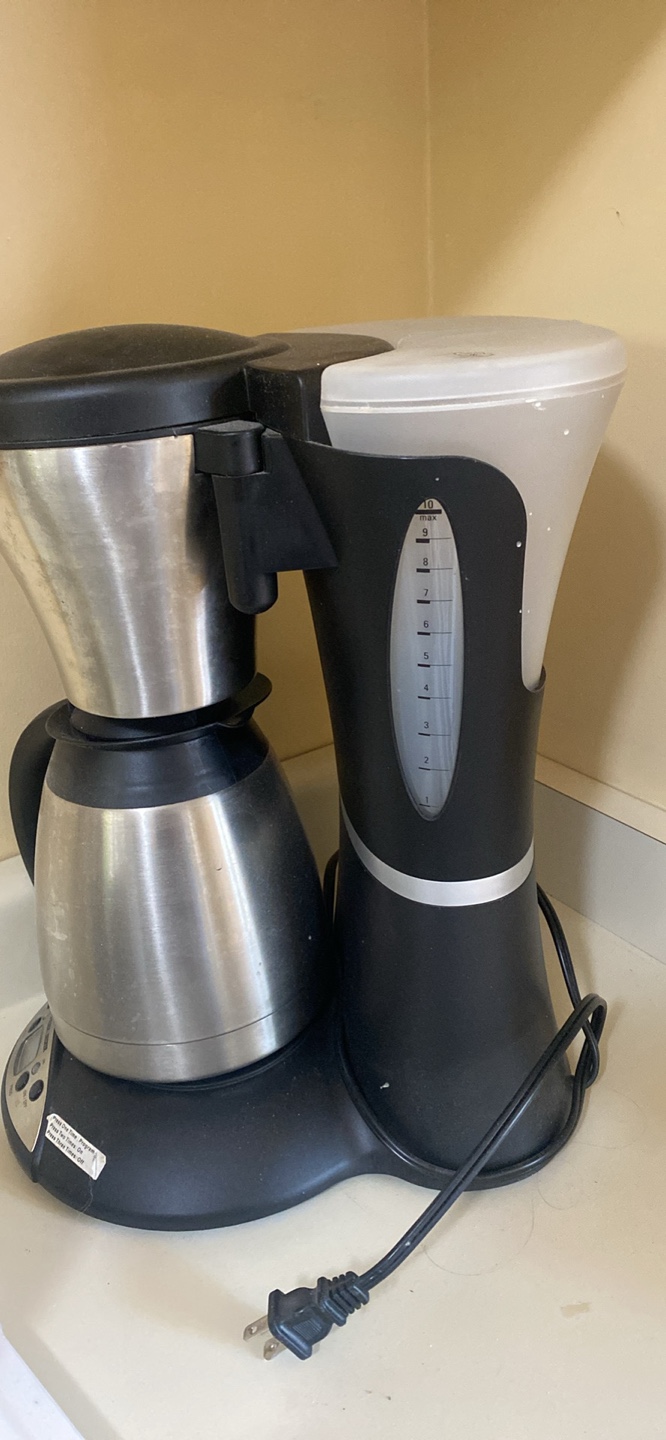 Black & Decker Coffee Maker - photo 3