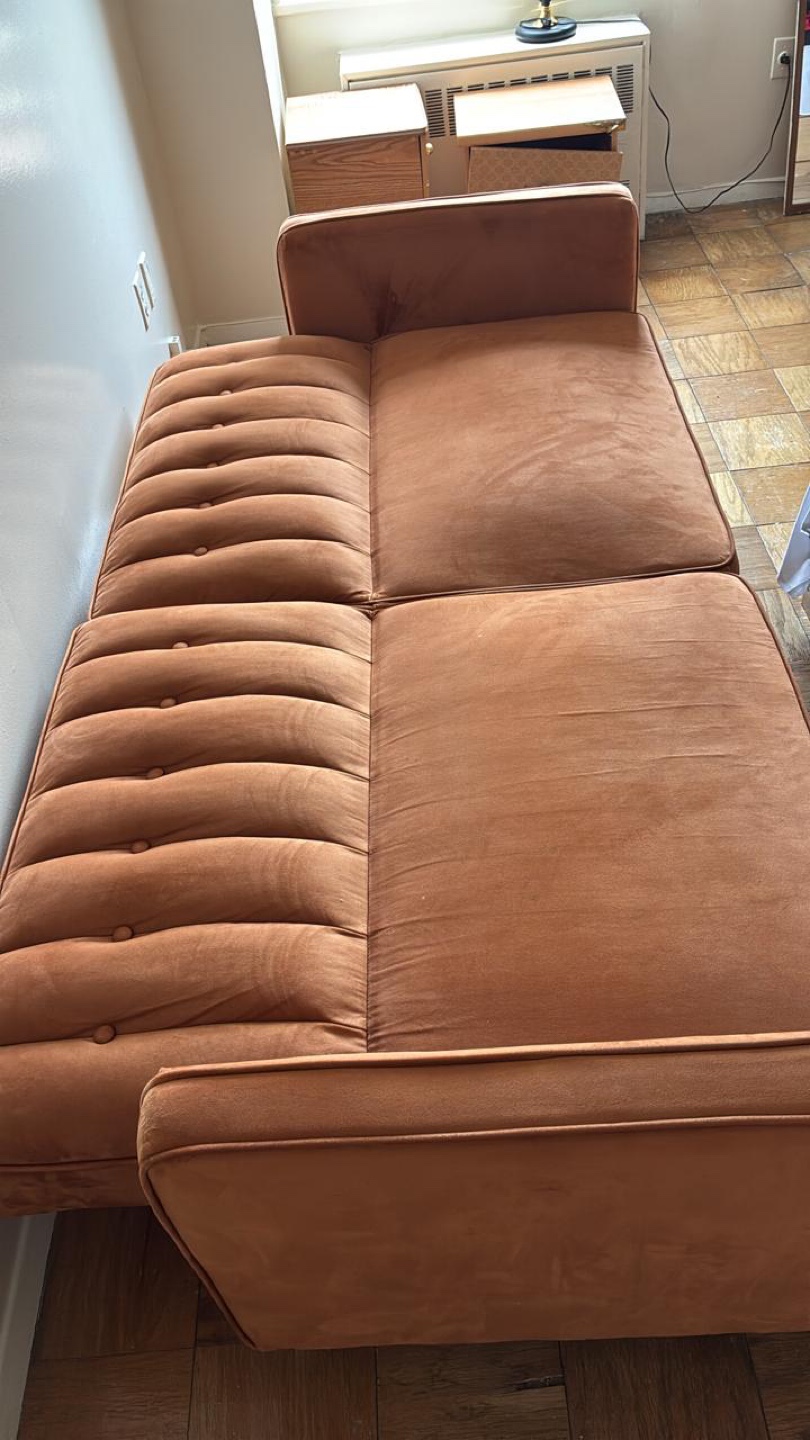 Orange Velvet Sofa 450$ only 6 feet - photo 3