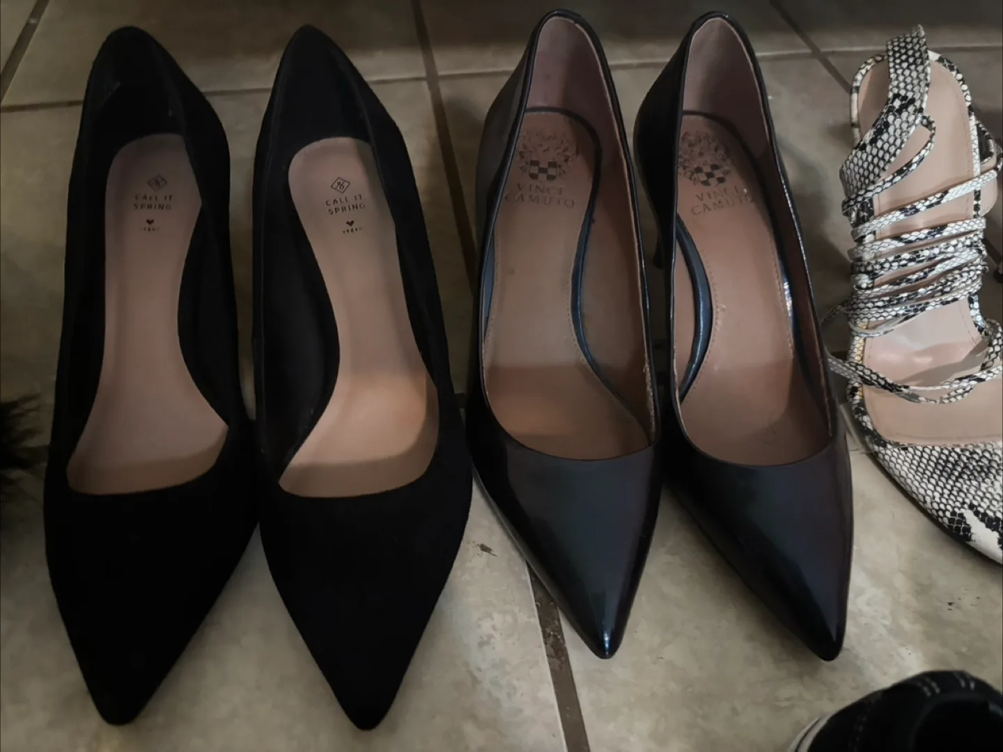 Assorted Women's Shoes image indicator(4)