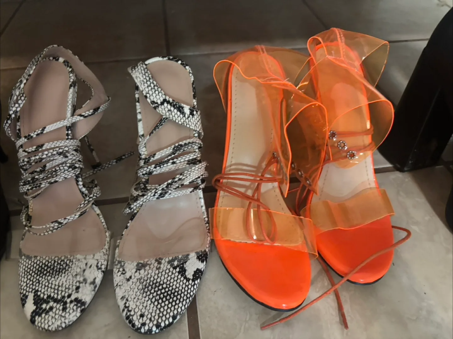 Assorted Women's Shoes image indicator(3)