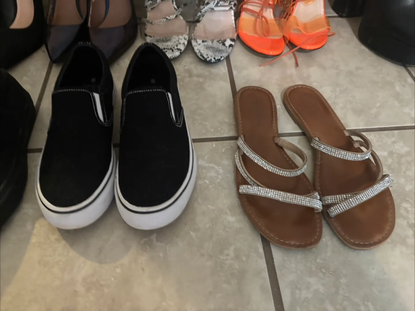 Assorted Women's Shoes image indicator(2)