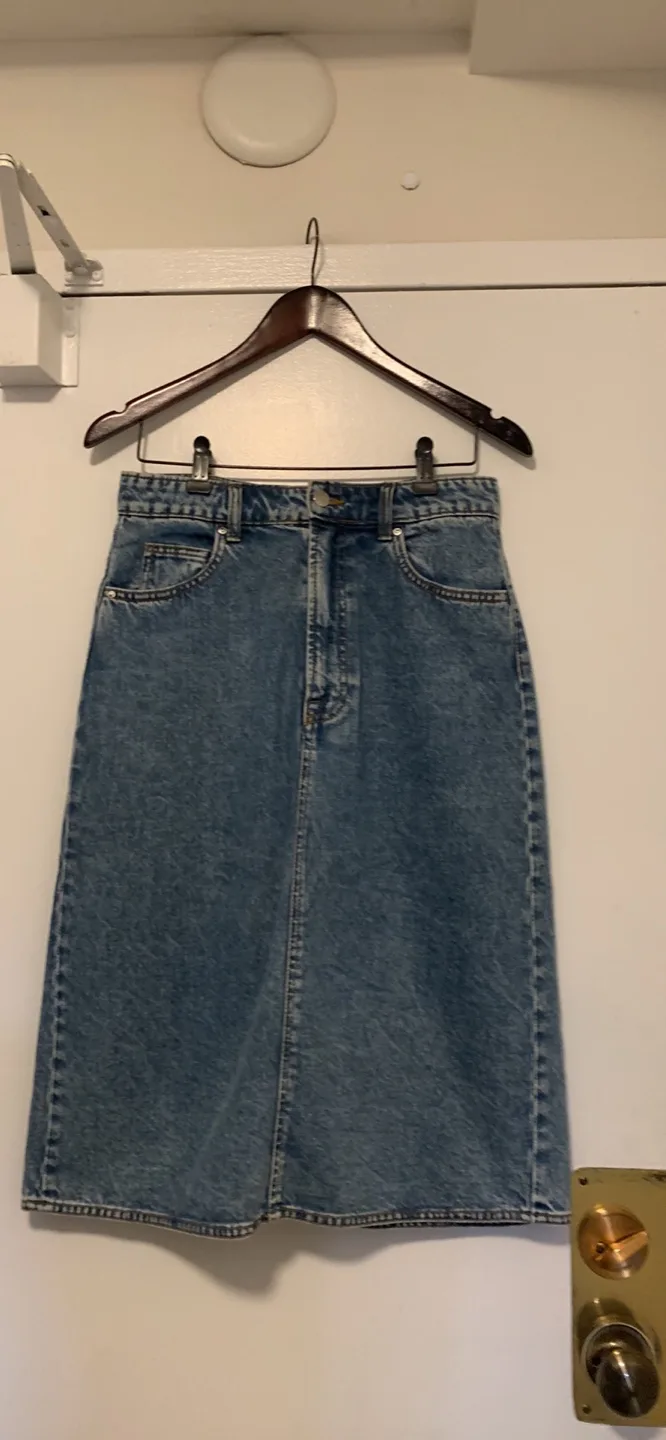 Denim Skirt size 6 thumbnail