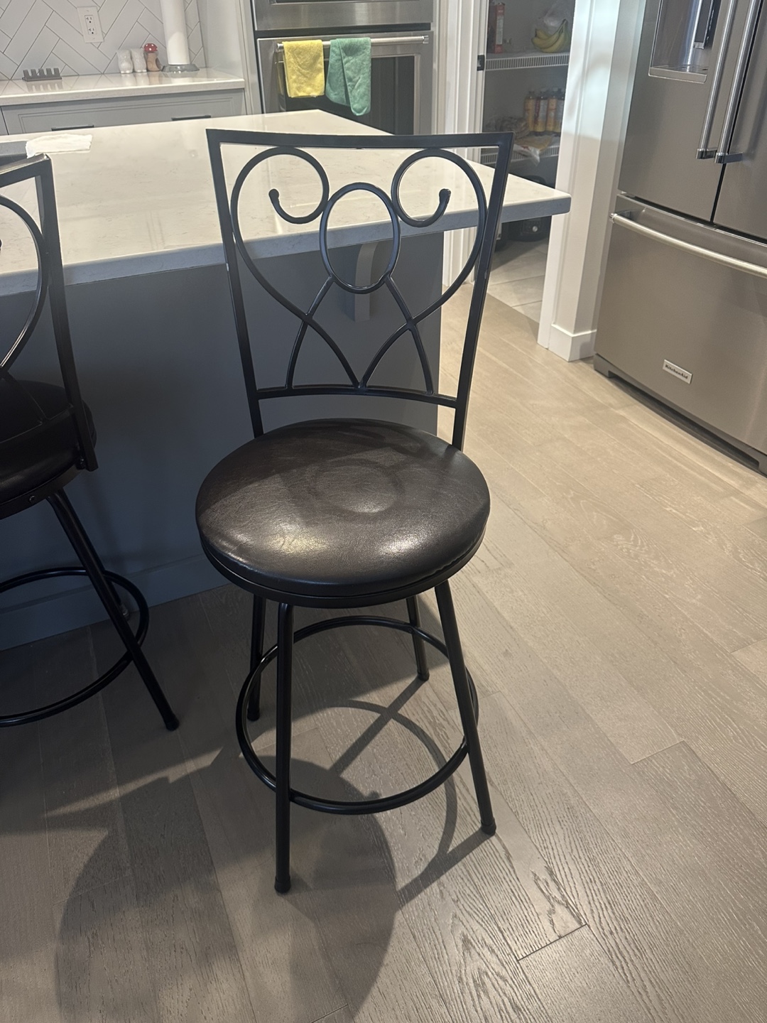 5 counter stools - photo 2