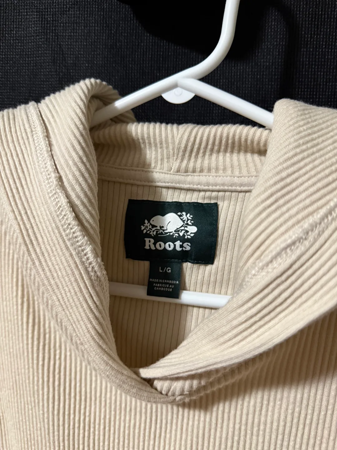 Roots Ribbed Hoodie - Size L image indicator(2)