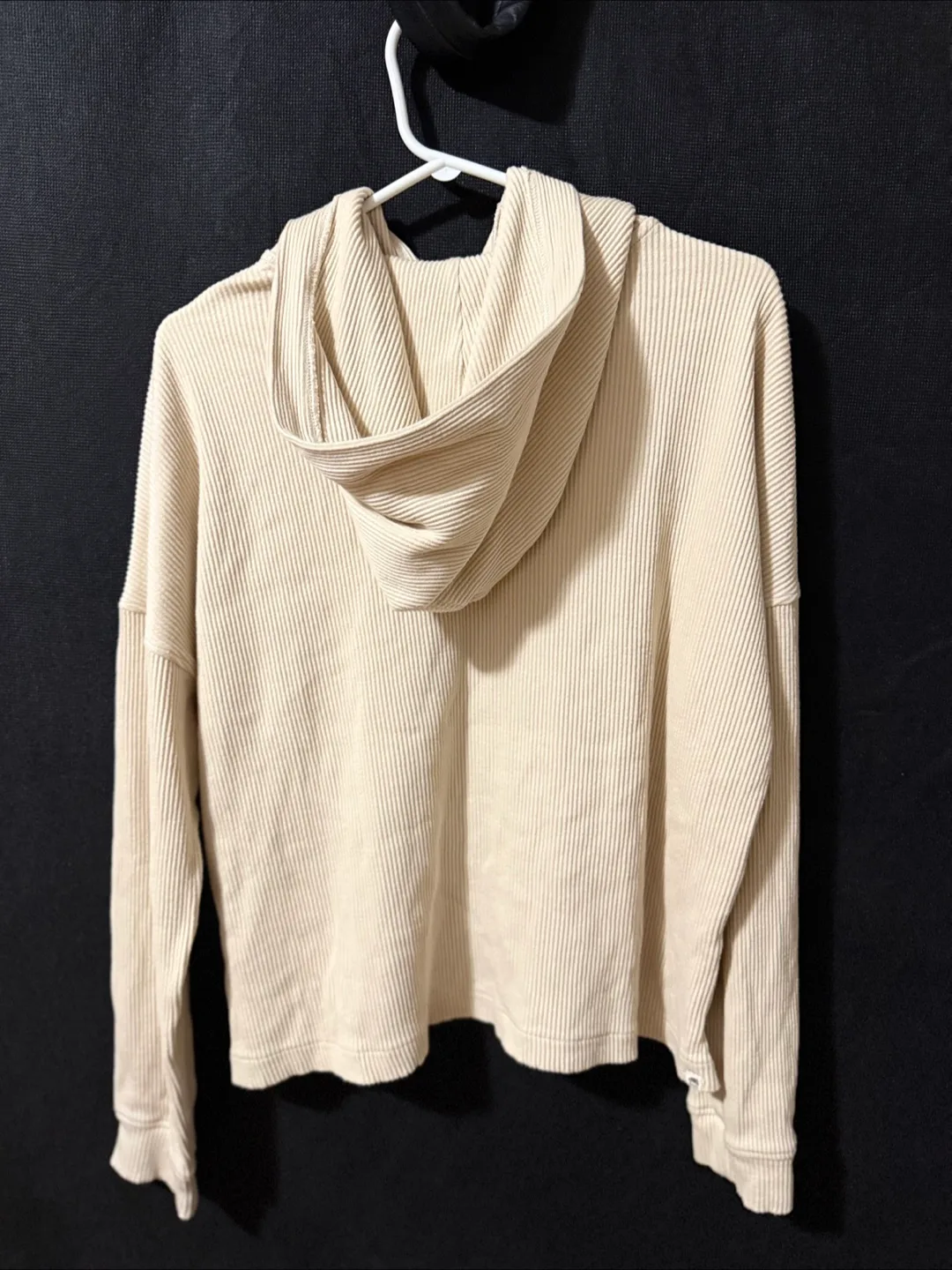 Roots Ribbed Hoodie - Size L image indicator(4)