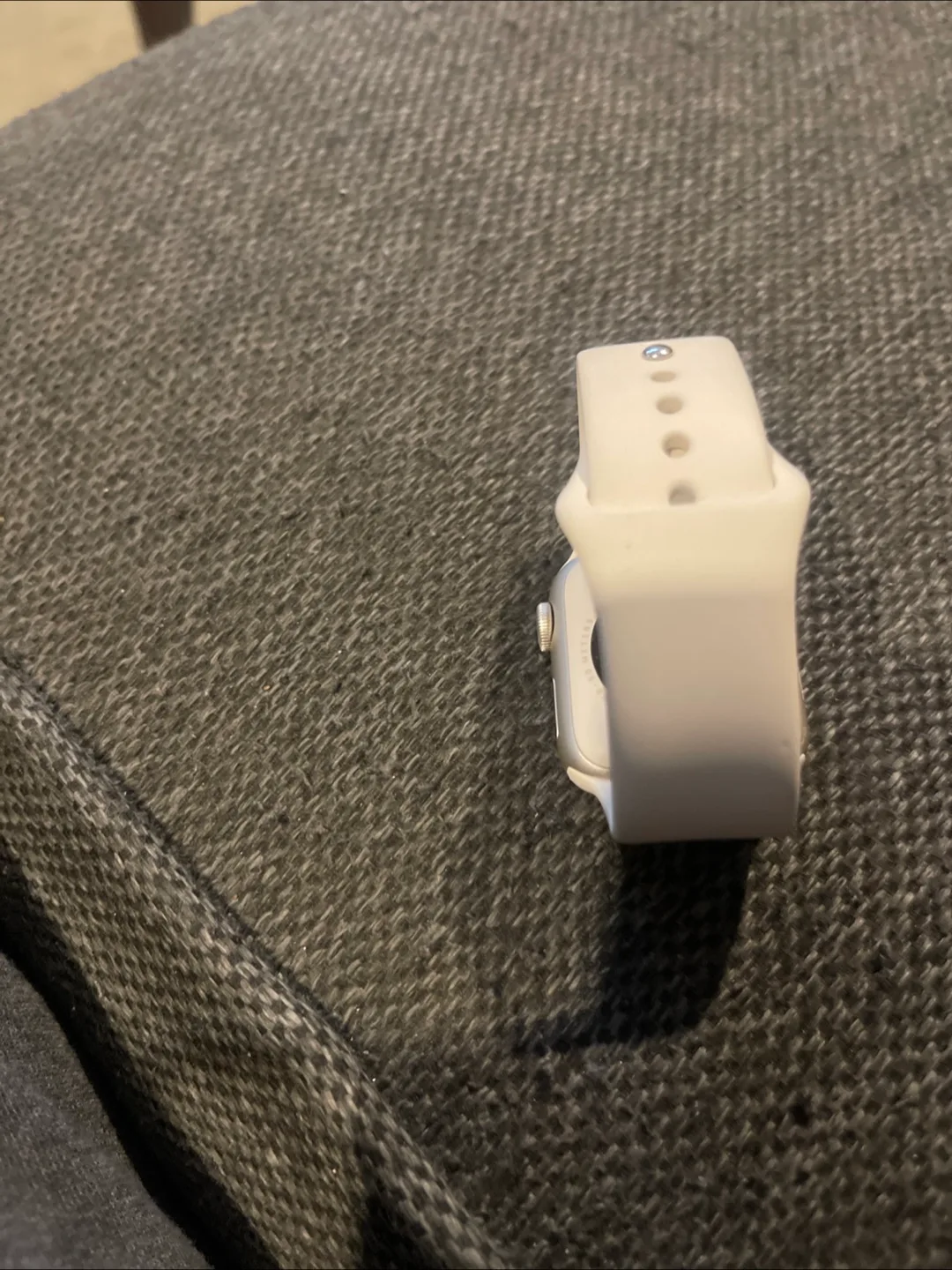 Apple Watch White Band image indicator(4)