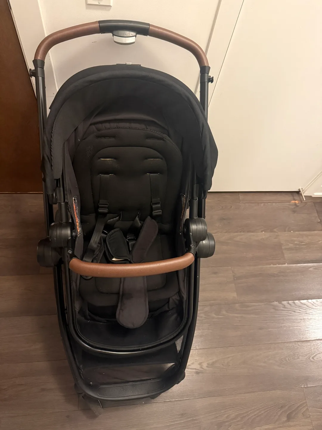 Maxi-Cosi stroller ( seat & bassinet )& infant car seat image indicator(6)