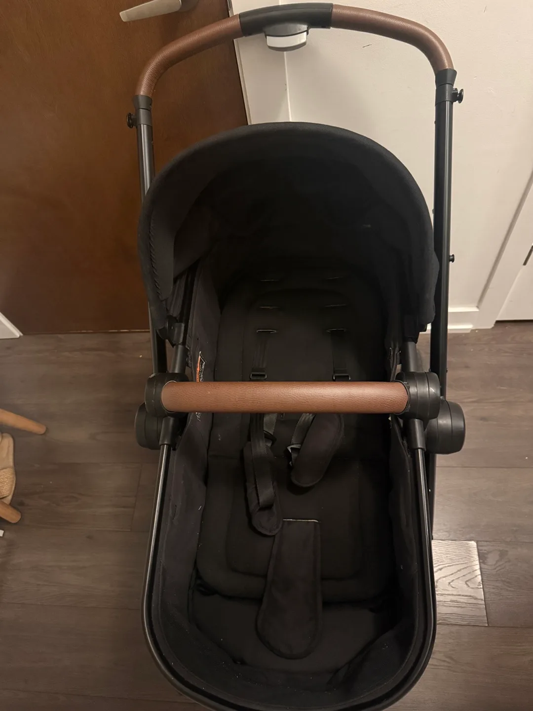 Maxi-Cosi stroller ( seat & bassinet )& infant car seat image indicator(2)