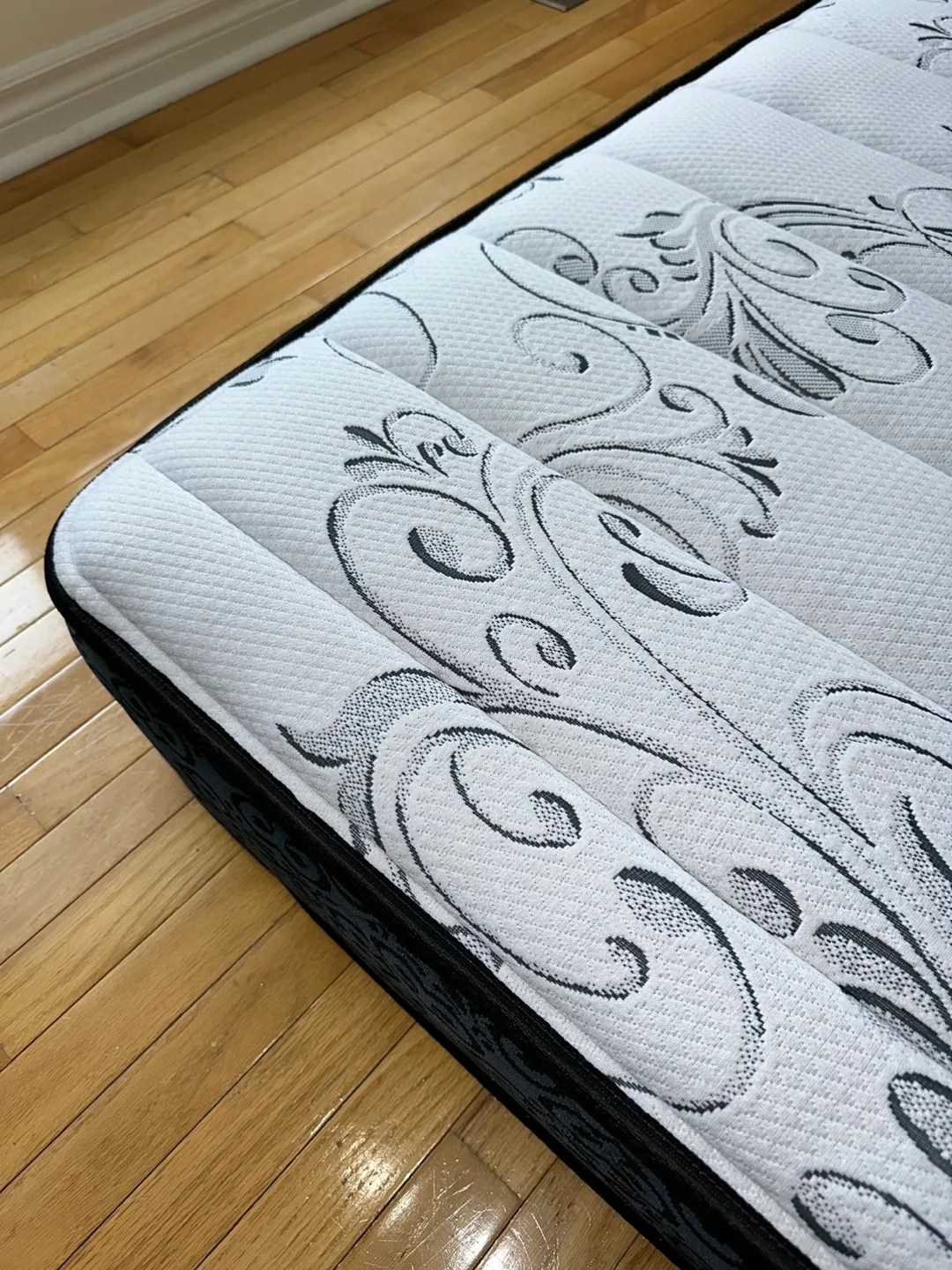 Full Size Mattress — Clean & Comfortable with Cover 🥕 image indicator(4)