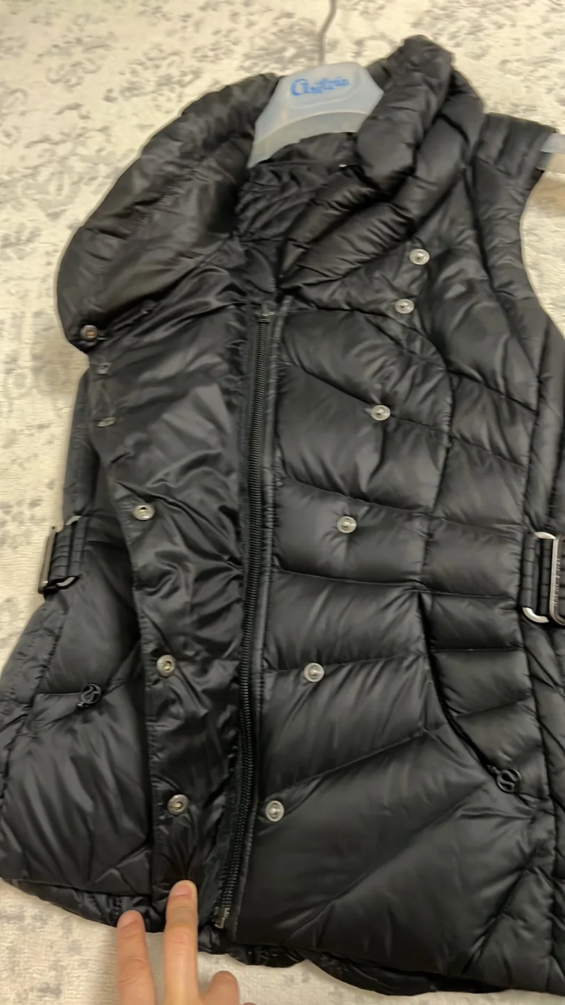 NEW Lululemon Athletica Black Down Vest image indicator(7)