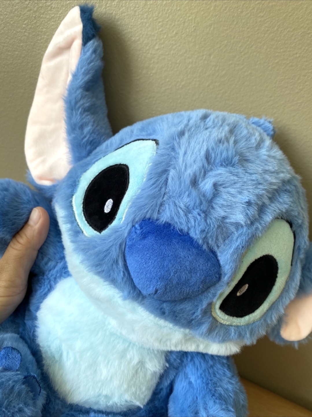 Large Stitch plush toy - photo 4