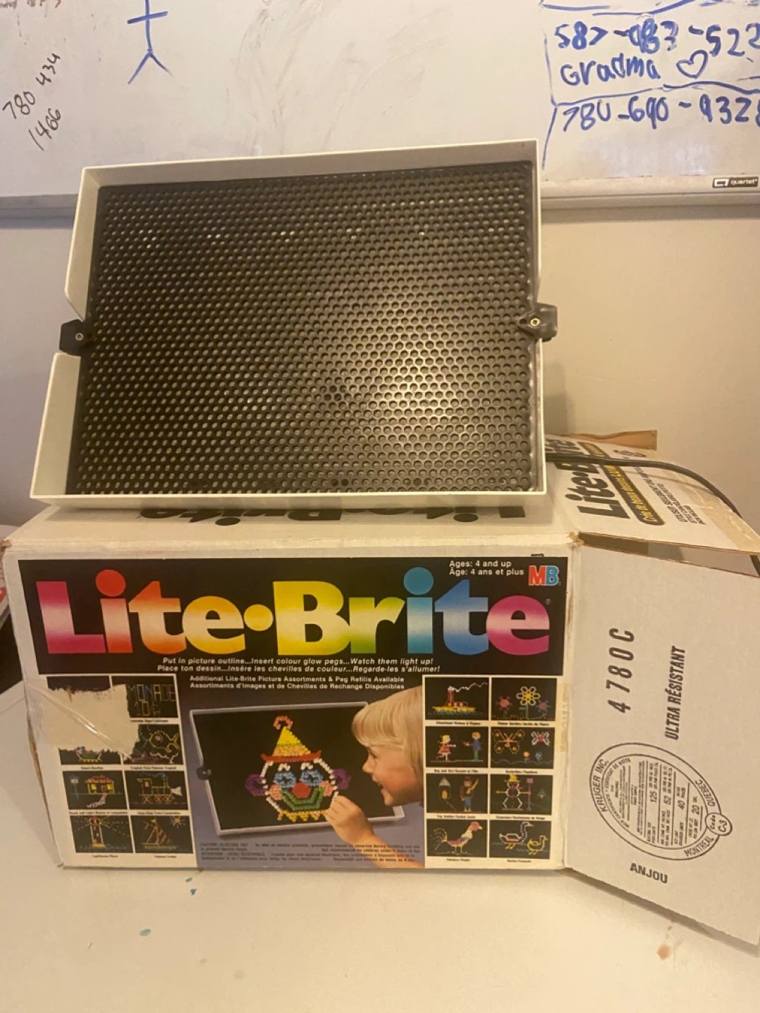 Lite-Brite with Peg Screen