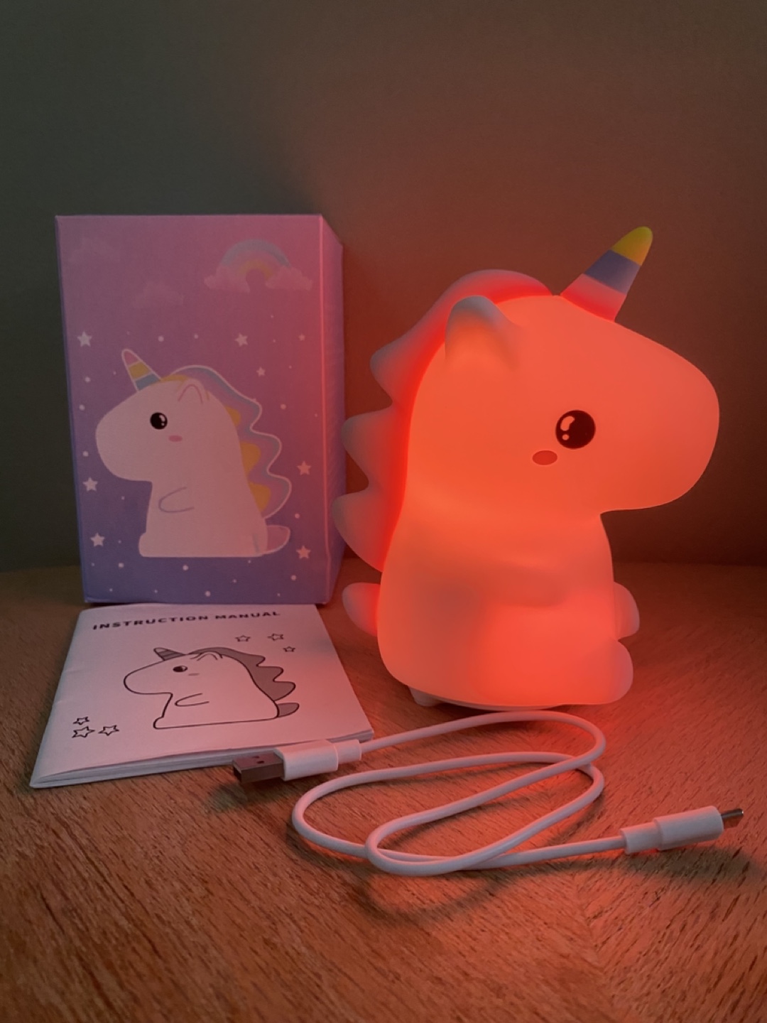 Unicorn pat night light with over 10 music