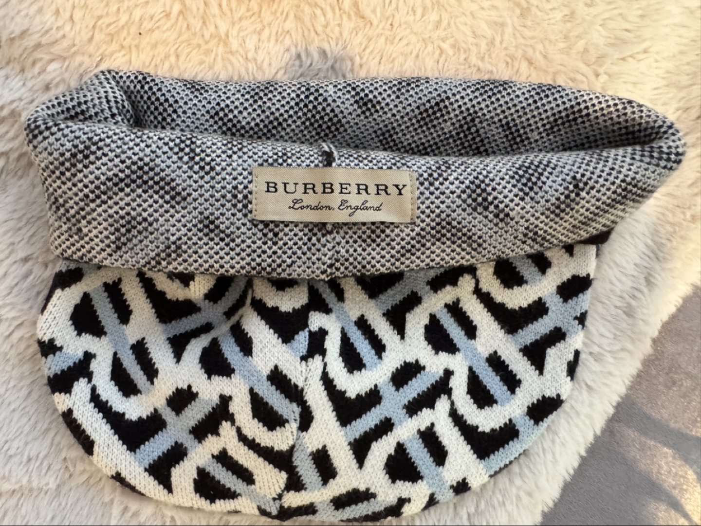 Burberry Beanie Hat - photo 2