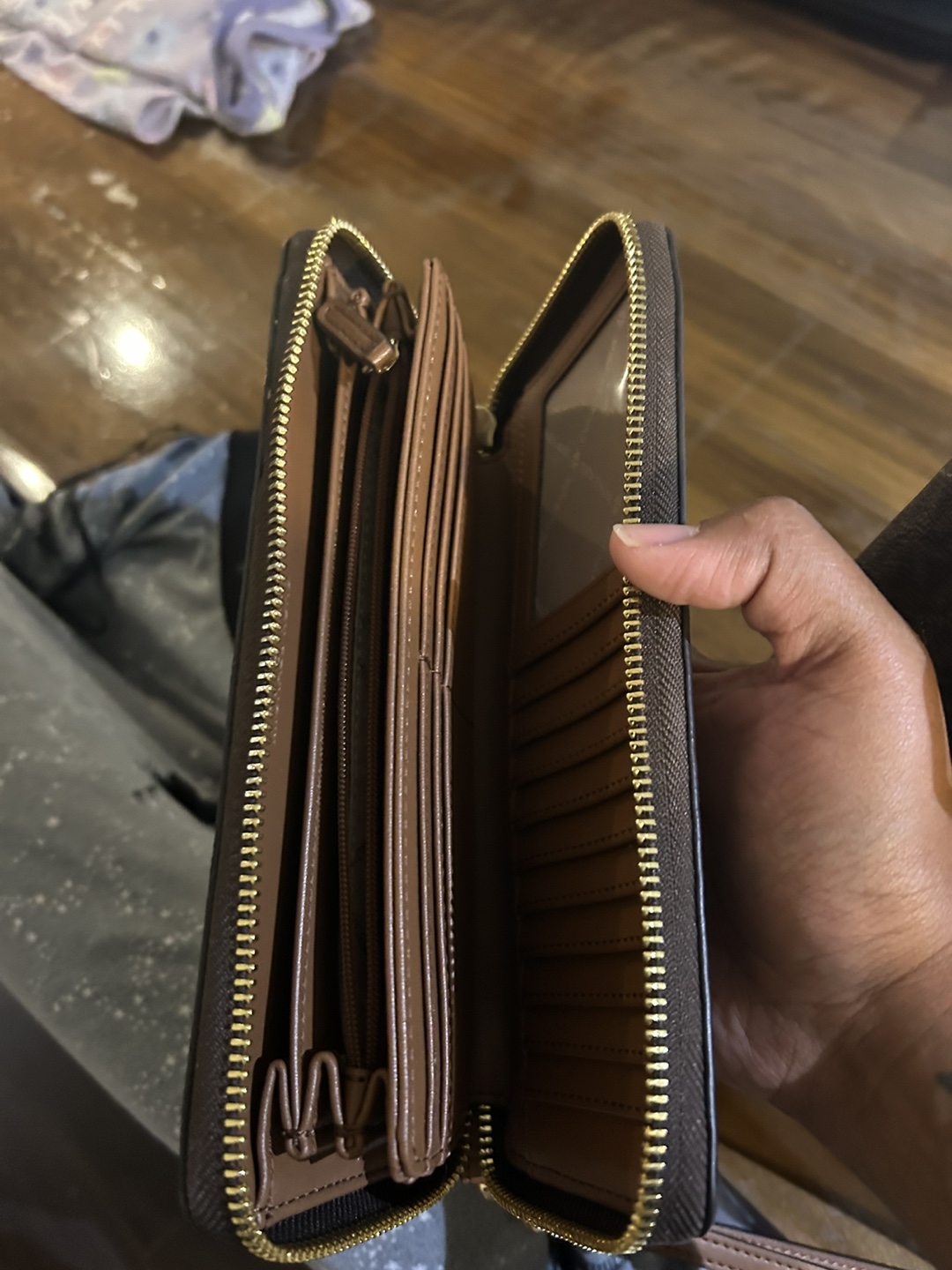 Michael Kors Tote Bag & Wallet Set - photo 3