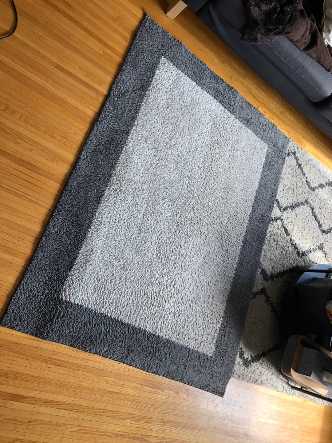 Grey and White Area Rug image indicator(4)