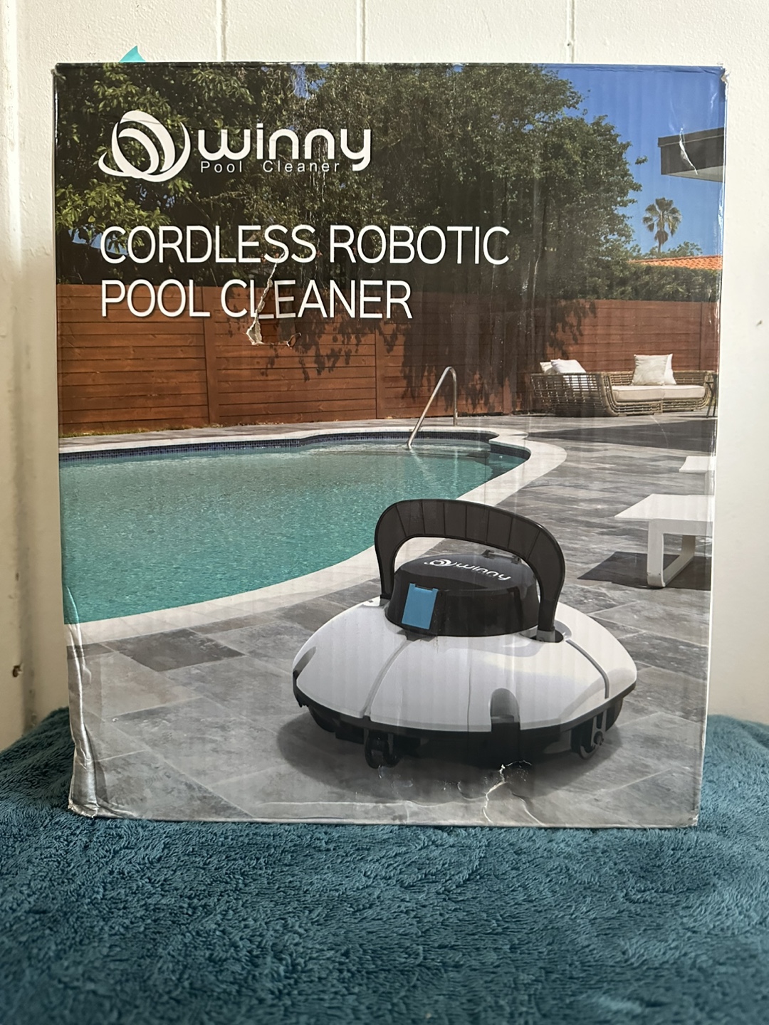 Winny Cordless Robotic Pool Cleaner
