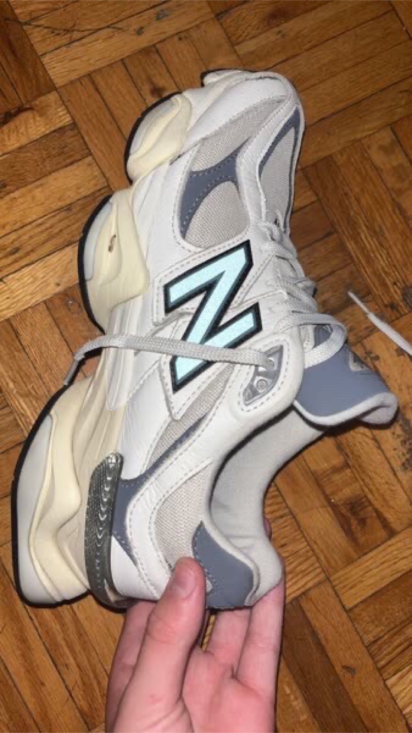 New Balance 9060 Sneakers - Size 8.5US
